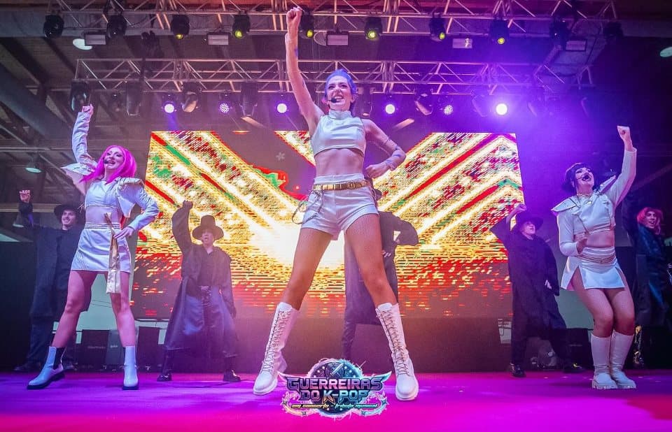 Guerreiras do K-Pop em Tributo Musical